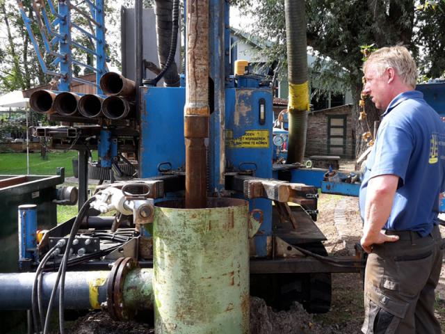 Aanpassingen uitproberen op de oude machine.